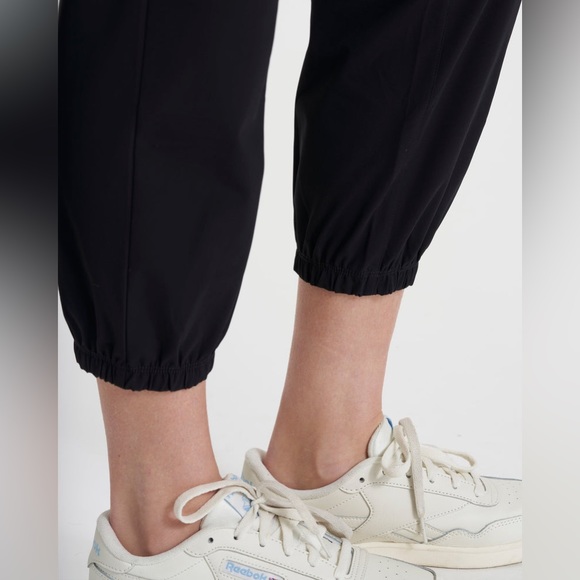 NWT Vuori Miles Jogger Women's Performance Joggers Black - Picture 9 of 11